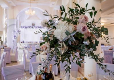 2026 Wedding Trends: What’s In (and What’s Out) for Photography, Decor & More blog image