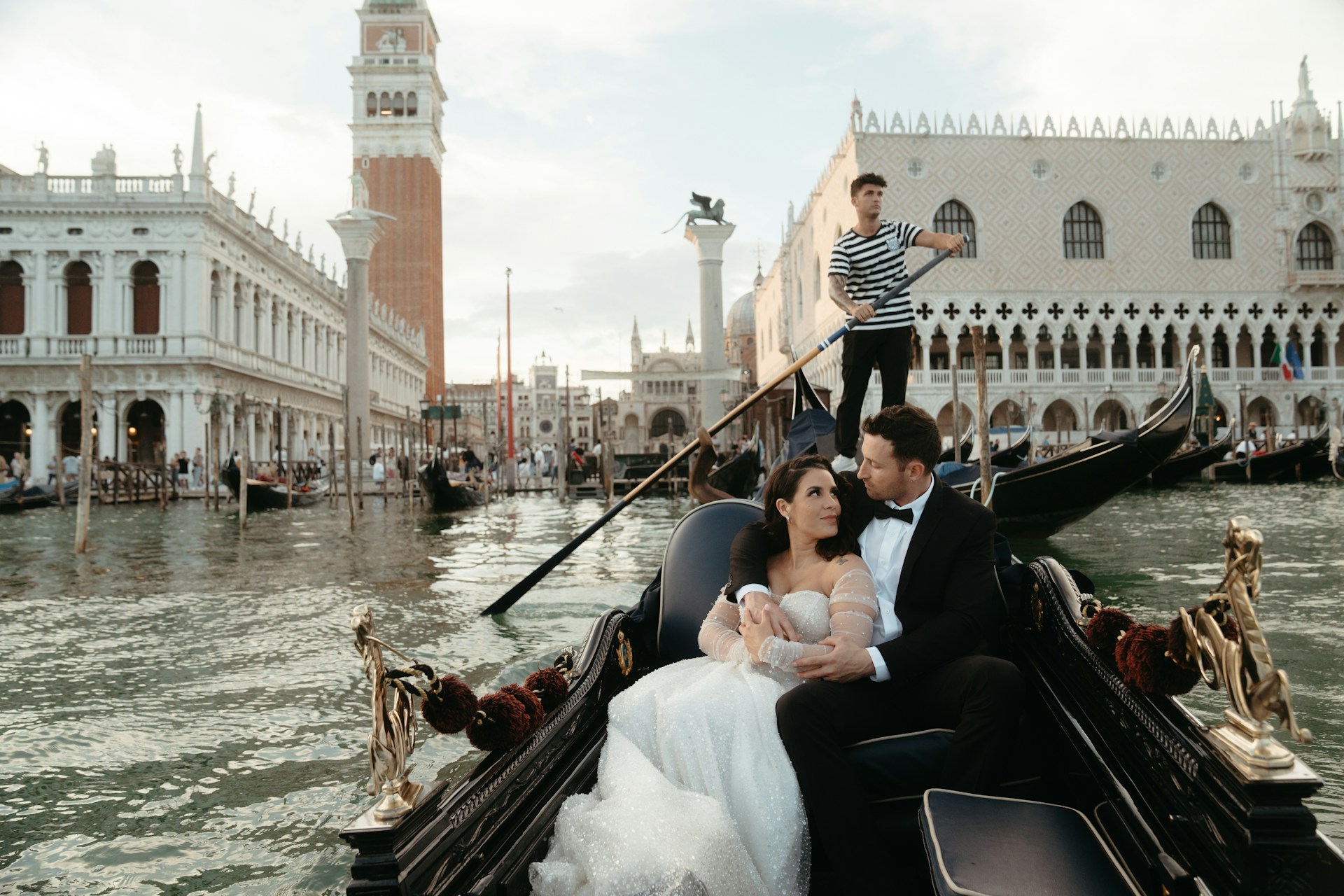 Getting Married in Italy? Here’s Your Complete Legal & Photography Checklist hero image